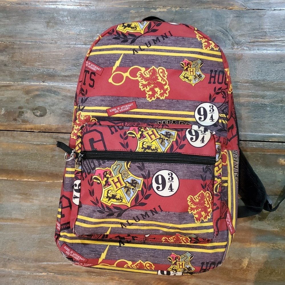 Harry Potter Hogwarts 9 3/4 Griffindor Backpack
